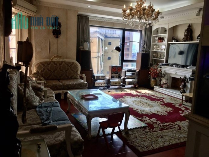 Bán Căn Hộ Chung Cư Cổ Nhuế 156m2,  tầng7, 3 phòng ngủ đầy đủ công năng, tặng full nội thất sang