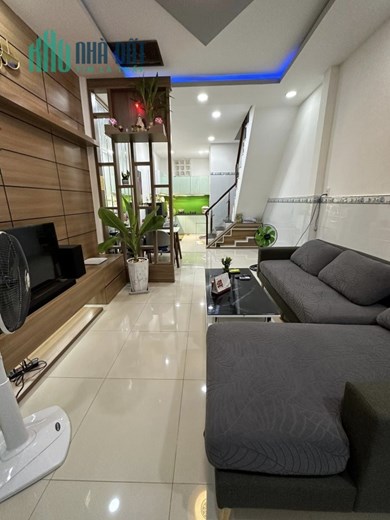 Bán nhà Huỳnh Tấn Phát Tân Thuận đông q7 - 45m2 2 tầng - full nội thất - 4 tỷ