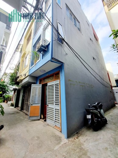Bán nhà Ngọc Thụy,Long Biên 38m2,5 tầng lô góc ,gần oto nhỉnh 3 tỷ