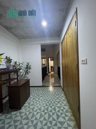 Bán nhà Trường Chinh 52m mặt tiền 4.5m ngõ thông kinh doanh ô tô đỗ cửa nhỉnh 9 tỷ lh 0817606560