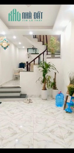 NHÀ ĐẸP VỊ TRÍ ĐẸP 10M RA ÔTÔ RA MẶT PHỐ ÂU CƠ QUẬN TÂY HỒ THIẾT KẾ 5 TẦNG DT:40M2 - MT:3.5M  3 P