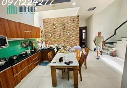 BÁN NHÀ ĐÌNH PHONG PHÚ - TÂN NHƠN PHÚ B  - THỦ ĐỨC
133M2 [ 7 X19 ] 3 TẦNG - 6PN - 6WC - BTCT - Ô