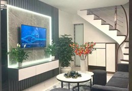 TRUNG TÂM PHỐ XÃ ĐÀN QUẬN ĐỐNG ĐA NHÀ ĐẸP 5 TẦNG DT:20M2 3 P NGỦ GIÁ: 2.75 TỶ + FUN NỘI THẤT ĐẸP.