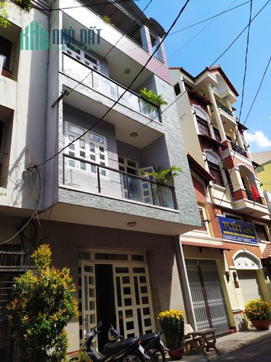Bán Nhà 2 Mặt Tiền đường Phan Đình Phùng,Q.Phú Nhuận,DT:4,5mx22m,KC:2 lầu,Giá:19,5 tỷ