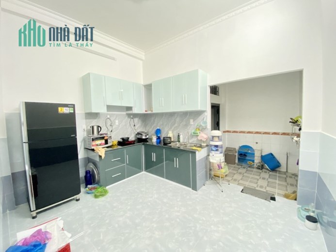 Bán nhà VTKD ngay Tân Sơn Nhì quận Tân Phú 4,1 x 15M -3T hơn 6tỷ TL CC