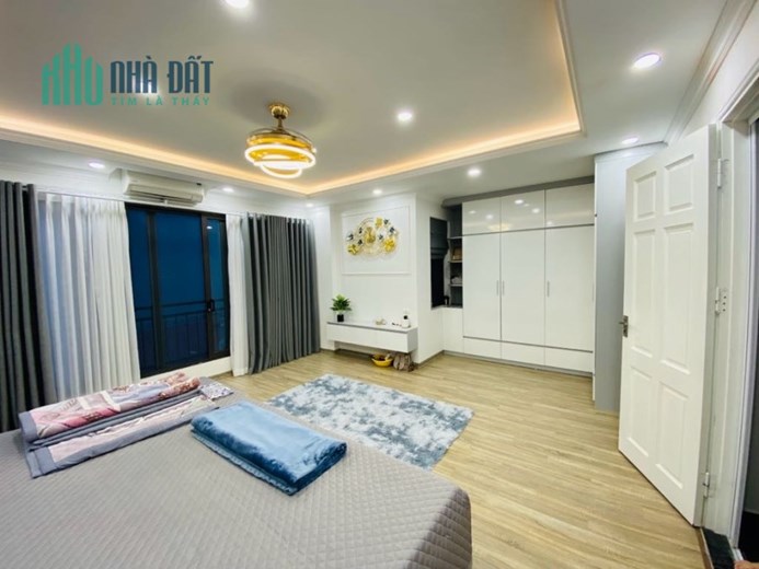 Bán nhà Nguyễn Ngọc Nại, Quận Thanh Xuân, phân lô, thang máy