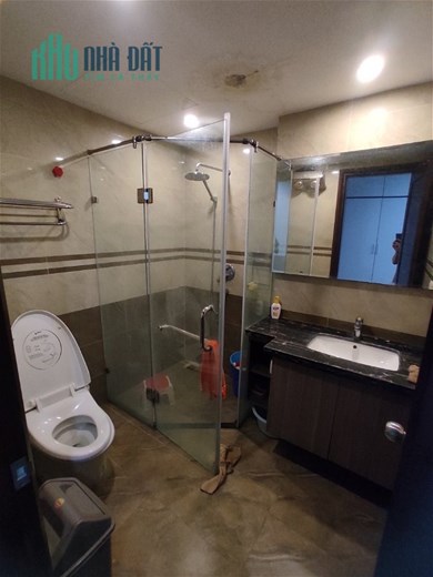 Bán nhà mặt phố cổ Cổng Đục Hoàn Kiếm 38m2x5tầng, vừa ở vừa kinh doanh chỉ 16.8 tỷ.
