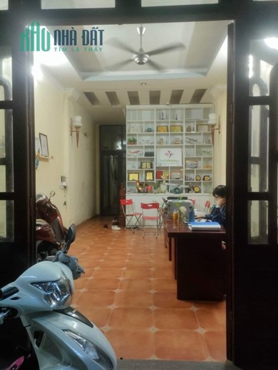Bán Nhà Phố Trần Duy Hưng Quận Cầu Giấy. 54m Xây 5 Tầng Mặt Tiền 4m Nhỉnh 10 Tỷ. Cam Kết Ảnh Thật