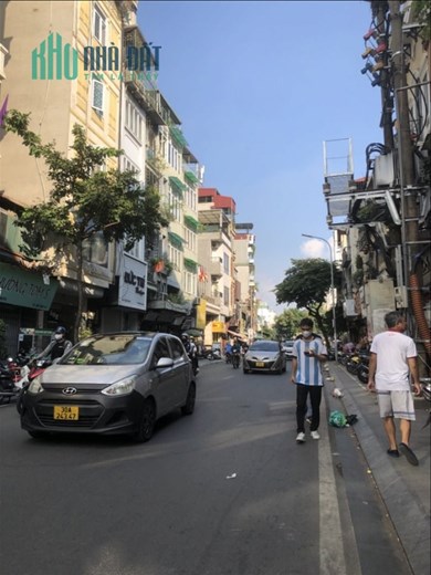 Bán Nhà Mặt Phố Nguyễn Khuyến Quận Đống Đa. 30m Nhỉnh 12 Tỷ. Cam Kết Ảnh Thật Mô Tả Chính Xác. Chủ