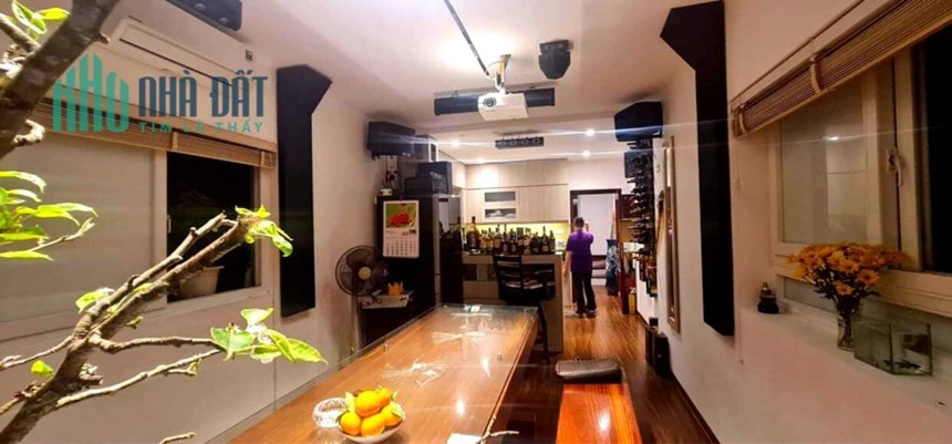 Bán Nhà Phân Lô Phố Nguyễn Phúc Lai Quận Đống Đa. 43m Xây 6 Tầng Mặt Tiền 4m Nhỉnh 16 Tỷ. Cam Kết
