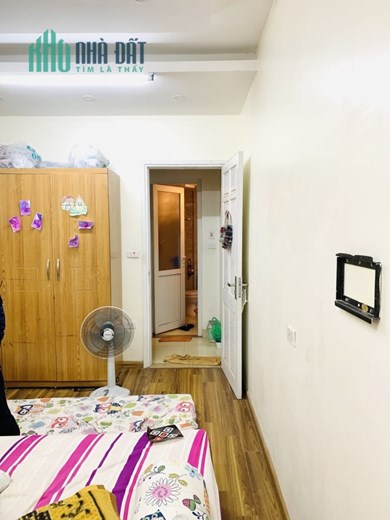 Bán nhà Văn Cao 30m2, 5T, 5 tỷ Ba Đình, gần ô tô.