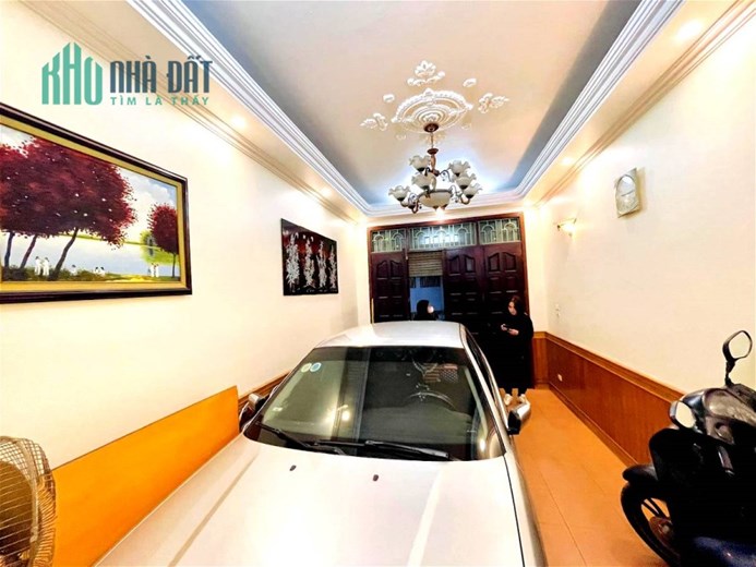 Bán Nhà Phố Nguyễn Phúc Lai Quận Đống Đa. 55m Xây 5 Tầng Mặt Tiền 4m Nhỉnh 13 Tỷ. Cam Kết Ảnh Thật