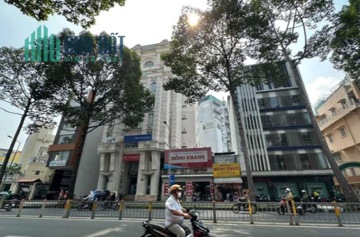 260 tỷ : giá chốt 167-169-171-173 Trần Hưng Đạo Quận 1