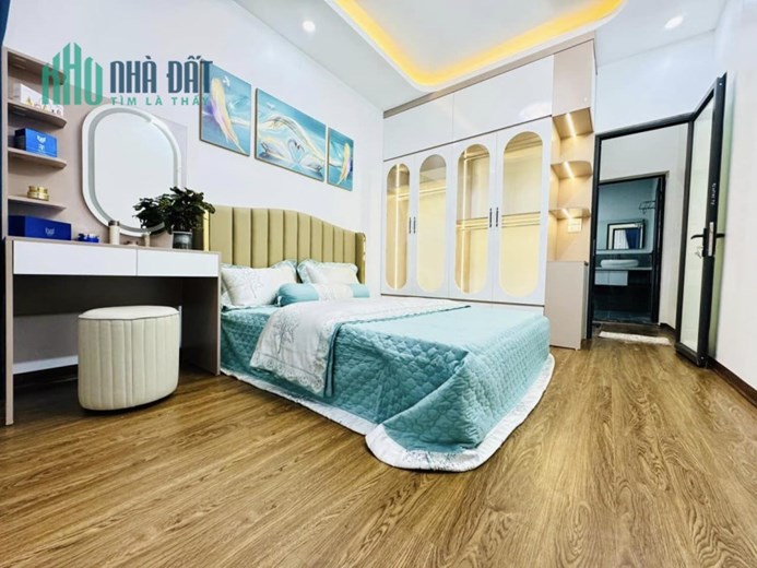 Bán Nhà Phố Thành Công - Ba Đình 28/35m2 x 4 tầng, 3 phòng ngủ đầy đủ công năng, sát Phố, nhà mới