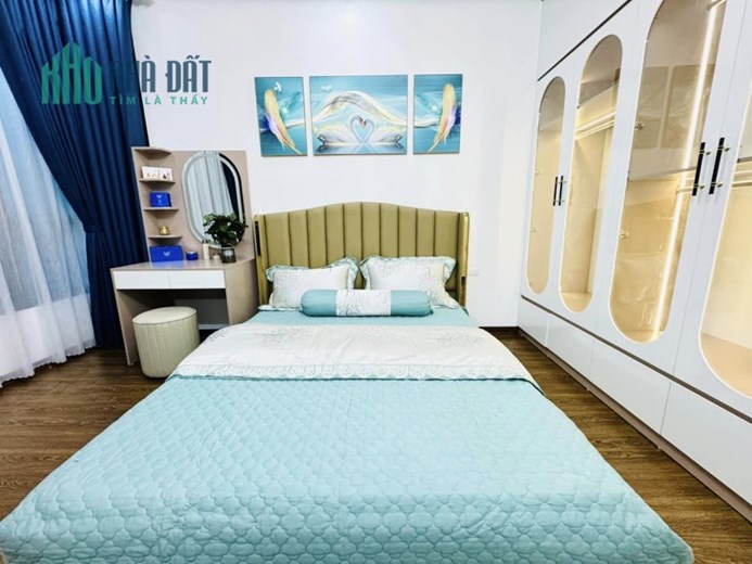 Bán Nhà Phố Thành Công - Ba Đình 28/35m2 x 4 tầng, 3 phòng ngủ đầy đủ công năng, sát Phố, nhà mới