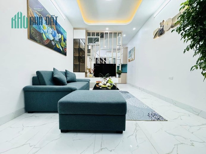 Bán Nhà Phố Thành Công - Ba Đình 28/35m2 x 4 tầng, 3 phòng ngủ đầy đủ công năng, sát Phố, nhà mới