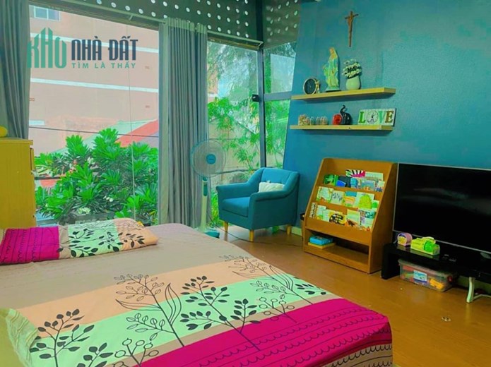 BÁN NHÀ 100M2, HẺM XE HƠI, NHÀ MỚI Ở NGAY,SÂN THƯỢNG,NHỈNH 7TY
