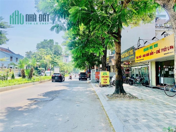 Bán Nhà Mặt Phố Lạc Long Quân Quận Tây Hồ. 184m Nhỉnh 42 Tỷ. Cam Kết Ảnh Thật Mô Tả Chính Xác. Chủ