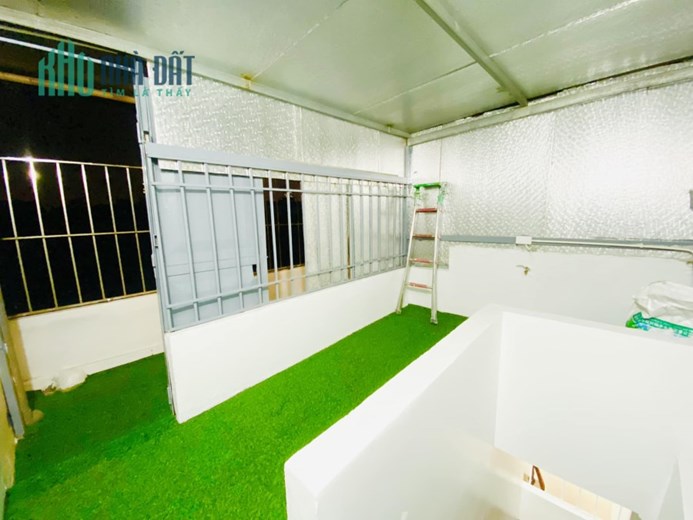 BÁN NHÀ LÔ GÓC 6 TẦNG TRƯƠNG ĐỊNH, 30M2, 3XX TỶ, MỚI KÍNH KOONG Ở NGAY, 2 THOÁNG, Ô TÔ GẦN.
