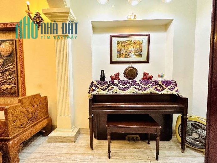 Bán nhà Dân xây Trần Tử Bình- Cầu Giấy- Ô tô- KD - VP - Vỉa Hè DT 52m-4T-MT4m
