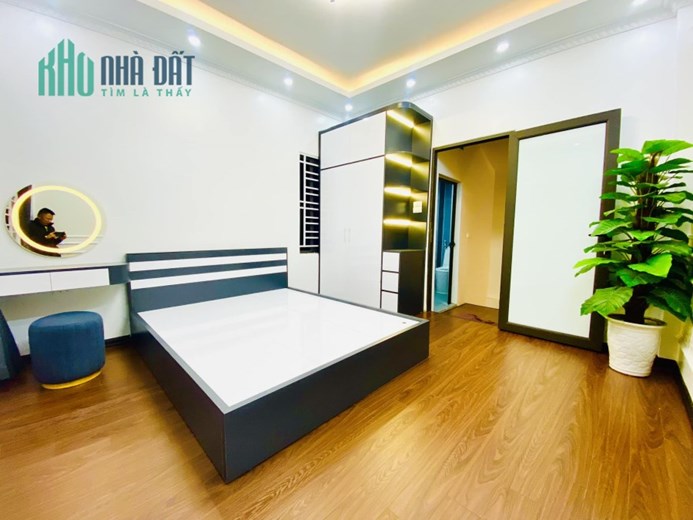 BÁN_NHÀ_LÔ GÓC 6 TẦNG TRƯƠNG ĐỊNH, 30M2, 3XX TỶ, MỚI KÍNH KOONG Ở NGAY, 2 THOÁNG, Ô TÔ GẦN.