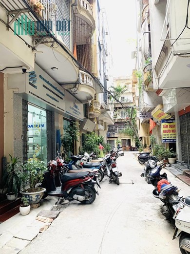 PHỐ VIP ĐỐNG ĐA, NGUYỄN CHÍ THANH 40M, 4T, MT 4M, VỈA HÈ, Ô TÔ ĐỖ, KINH DOANH ĐỈNH,  9 TỶ.
