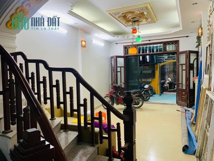 HIẾM NHẤT KHƯƠNG ĐÌNH 80M, 5T, MT 5M, THOÁNG 3 MẶT, NHÀ ĐẸP, Ở LUÔN ĐÓN TẾT, 8 TỶ. 0937651883.