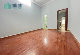 MẶT TIỀN KINH DOANH ĐẮC ĐỊA, SẦM UẤT - VỊ TRÍ CỰC ĐẸP - CÓ LỀ ĐƯỜNG RỘNG - NHÀ 3 TẦNG BTCT