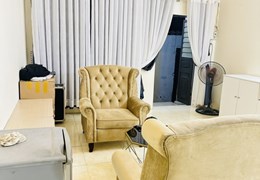 Chính chủ cần bán nhanh Căn Nhà Cấp 4 Thuộc Ngõ 17 dốc ba đèo.