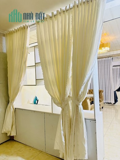 Chính chủ cần bán nhanh Căn Nhà Cấp 4 Thuộc Ngõ 17 dốc ba đèo.