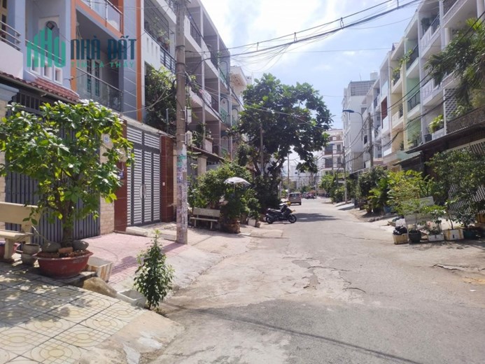 MỘT SIÊU PHẨM 5 TẦNG CÓ THANG MÁY - NHÀ ĐẸP Ở LIỀN LÀM SPA - VPCTY - XE HƠI VÀO NHÀ - KHU PHỐ ĐỒNG