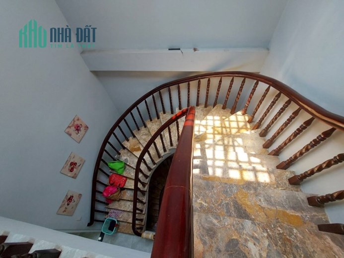 BÁN NHÀ ĐẸP,, LÊ ĐỨC THỌ< HẺM XE TẢI TRÁNH NHAU, 50M MẶT TIỀN , KINH DOANH HẾT SẨY , PHÒNG KHÁM ,