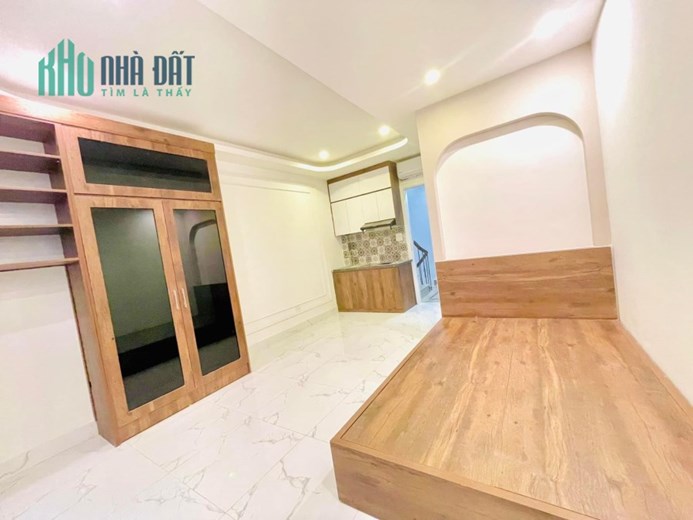 93m Nhỉnh 15 Tỷ Phố Nguyễn Khang Cầu Giấy . Ngõ Thông Ô Tô Vào Nhà. Chủ Cần Bán Nhanh Xử Lý Việc