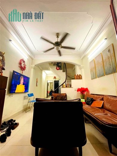 Bán Nhà Phân Lô Phố Nguyễn Khang Quận Cầu Giấy. 54m Nhỉnh 10 Tỷ. Cam Kết Ảnh Thật Mô Tả Chính Xác.