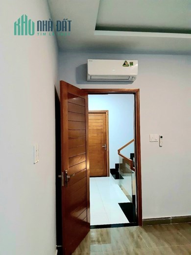 Cần bán nhà đẹp giá tốt đường HXH Tô Hiến Thành 8m, cách 2 căn ra MT, Q10, SHR, Giảm sốc 1 tỷ còn
