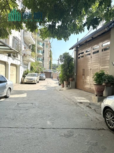 Bán nhà Văn Cao, Ba Đình. 30mx5; MT 5m; giá 4 tỷ 55
