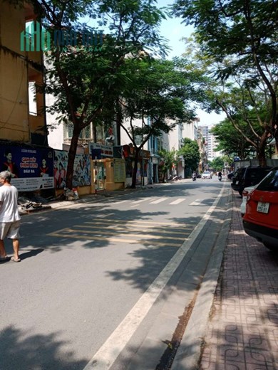 Nhà mặt phố Hoàng Như Tiếp, Bồ Đề, kinh doanh nhộn nhịp sầm uất, 105m, mặt tiền: 8m, 20 tỷ