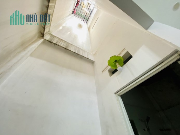 Bán nhà hẻm thắng 1 trục 2 căn ra MT- HXH 6m Tô Hiến Thành, Giá nhỉnh 5 tỷ hơn TL mạnh.