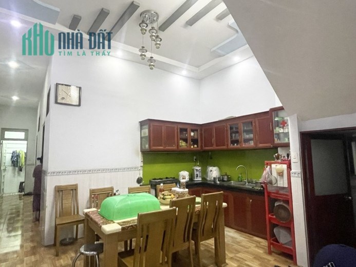 110m2 Mặt Tiền Kinh Doanh - P9 - Gò Vấp - Sổ Vuông Nở Hậu, Giá Chưa Đến  100tr/m2.