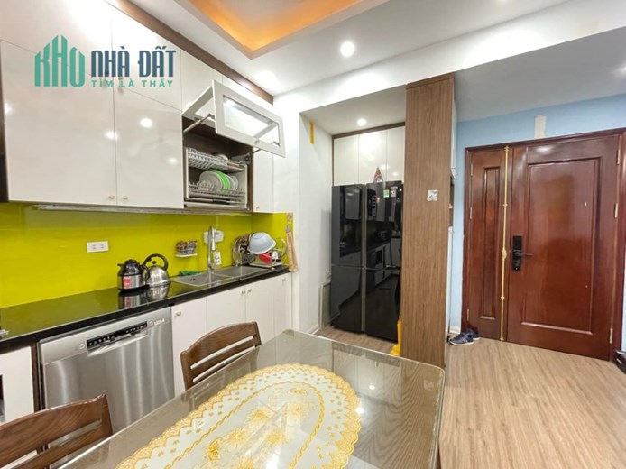 Chính chủ bán căn hộ chung cư An Lạc diện tích 110m 3 ngủ 2 vệ sinh 1 ban công 1 lô gia giá tốt