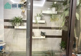 PHÂN LÔ Ô TÔ TRÁNH - KINH DOANH - THANG MÁY  - NỘI THẤT NHẬP XỊN – AO SÀO 15 TỶ 0977369666