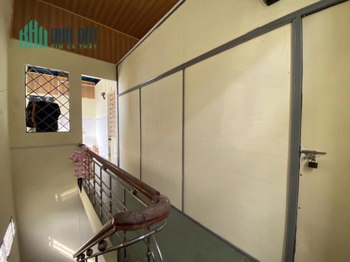 ♥ Nhà Hoàng Diệu gần Nguyễn Văn Linh 142m2, ngang 14m, 3.x tỷ