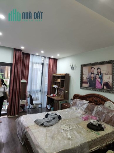 Bán nhà mặt ngõ Phố Hào Nam Đống Đa 44m2x4 tầng, kinh doanh, ô tô tránh, mặt tiền đẹp 6m chỉ 8.6 tỷ.