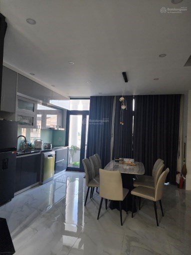 Cho thuê biệt thự 3 tầng Tứ Hiệp Thanh Trì đầy đủ tiện nghi.