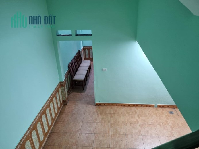 Bán nhà Đình Xuyên, Gia Lâm ngõ thông oto, gần đường lớn, chợ trường 68m, 3 tầng, 3 tỷ 7