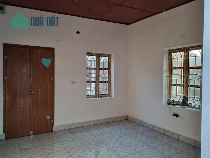 Bán nhà Đình Xuyên, Gia Lâm ngõ thông oto, gần đường lớn, chợ trường 68m, 3 tầng, 3 tỷ 7