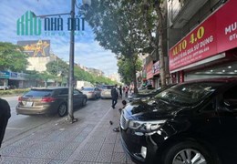 Mặt phố Nguyễn Văn Cừ, Long Biên, vỉa hè, KD nhộn nhịp, 470m, mặt tiền rộng: 13m, 130 tỷ