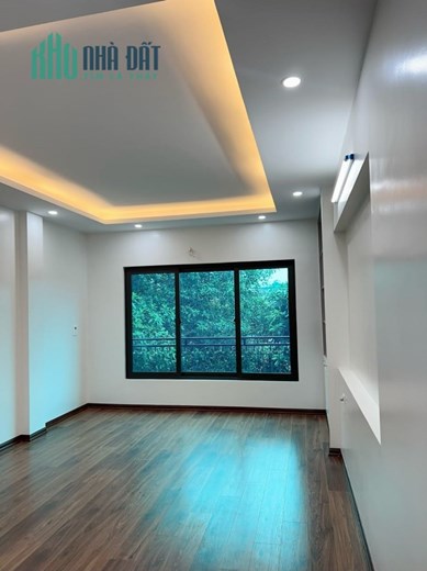 CẦN BÁN NHÀ TỨ HIỆP - TT HUYỆN THANH TRÌ 44 M2, 6 TẦNG, 6.5 TỶ, GARA Ô TÔ, KINH DOANH, NGÕ THÔNG.
