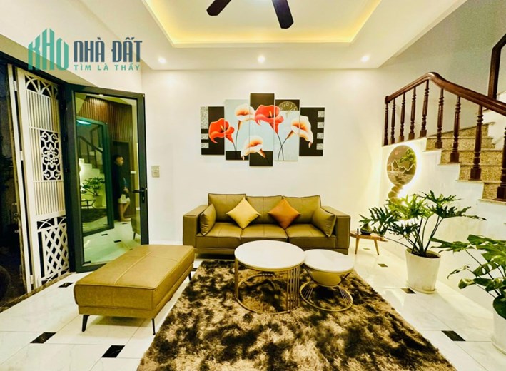 Bán Nhà Ngõ 203 Phố Kim Ngưu - Hai Bà Trưng 43m2 4 tầng, 4 phòng ngủ, ful nội thất sang trọng, nhà