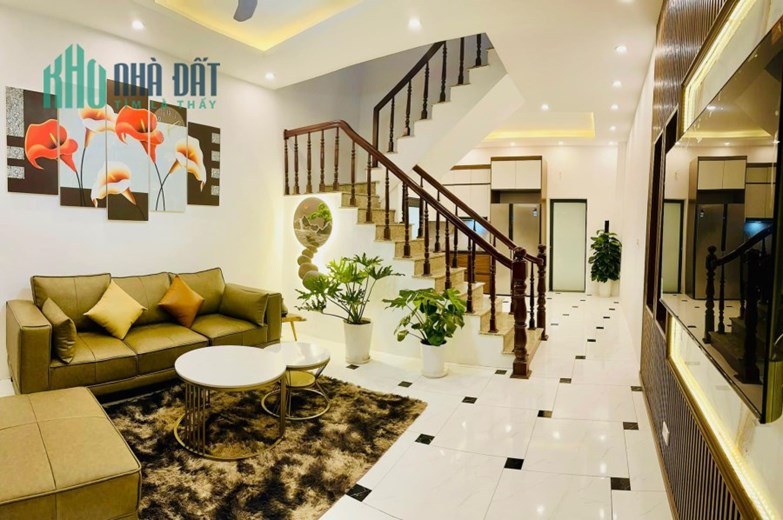 Bán Nhà Ngõ 203 Phố Kim Ngưu - Hai Bà Trưng 43m2 4 tầng, 4 phòng ngủ, ful nội thất sang trọng, nhà